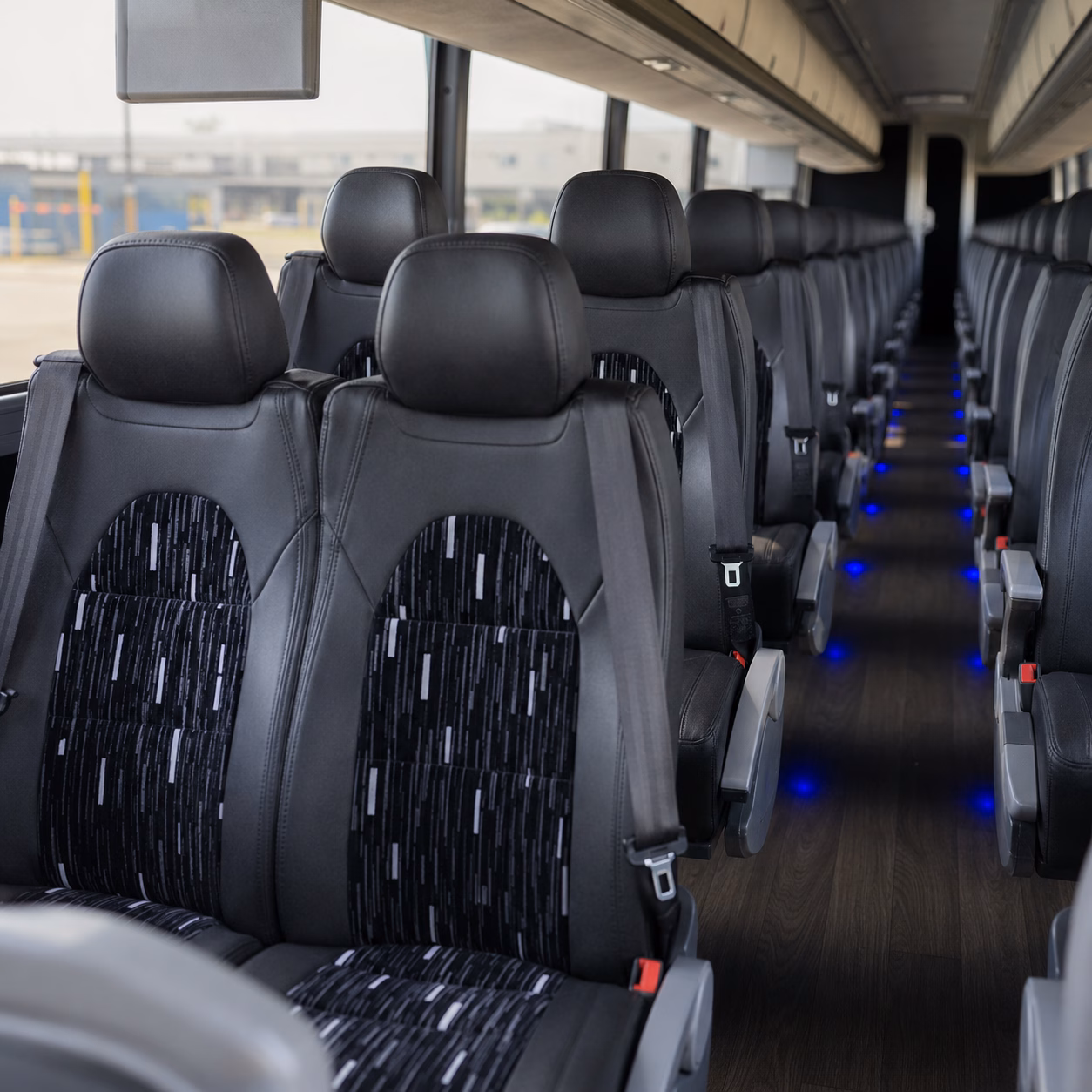 guest shuttles to city vineyard and wedding venues around new york city