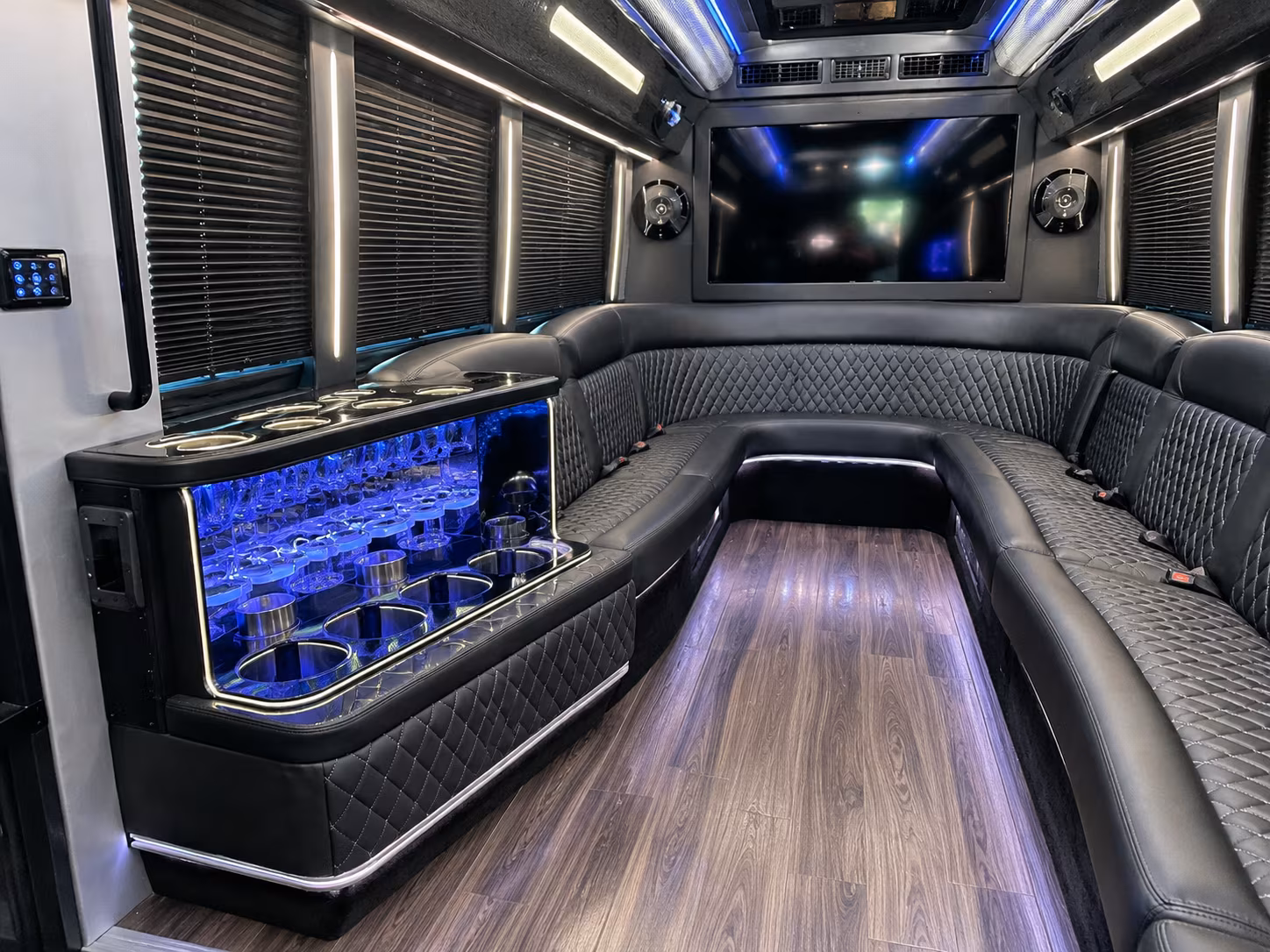 new york city military ball ceremony and veterans group transportation
